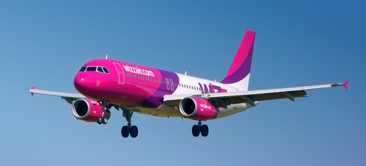 Wizz Air-plan vid gate